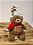 URSO MARROM NATALINO SENTADO VERDE E VERMELHO 26CM - Imagem 1