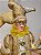 BONECO PIERROT  DOURADO COM CHAMPANHE 45CM - Imagem 3