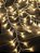 PISCA CASCATA INTERMITENTE 240 LEDS WARM 3,60 METROS 127V COM EMENDA USO INTERNO - Imagem 5