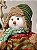 BONECO DE NEVE MENINA SENTADA VERMELHO E VERDE 26CM - Imagem 3