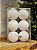 BOLA DECORADA BRANCA 8CM COM 6 UNIDADES - Imagem 3