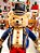 URSO EM PÉ VERMELHO E AZUL 36CM - PRÉ VENDA 2025 - Imagem 2