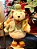 URSO BRANCO EM PÉ AZUL E VERDE 38CM - PRÉ VENDA 2025 - Imagem 3