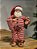 PAPAI NOEL COLECIONÁVEL DE PIJAMA COM CASTIÇAL E GATINHO 28CM - Imagem 1