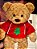 URSO BEGE SENTADO COM MOLETON VERMELHO 30CM - PRÉ VENDA 2025 - Imagem 2