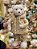 URSO BRANCO MENINO COM SUETER CHAMPANHE 46,5CM - PRÉ VENDA 2025 - Imagem 7