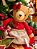BONECO URSO MENINA SENTADA VERMELHO E BEGE 45CM - PRÉ VENDA 2025 - Imagem 2