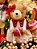 BONECO URSO MENINA EM PÉ VERMELHO E BEGE 47CM - PRÉ VENDA 2025 - Imagem 1