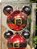 BOLA MICKEY ROUPA NOEL VERMELHO E PRETO 10CM KIT COM 2 UNIDADES - Imagem 2