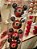 BOLA MICKEY ROUPA NOEL VERMELHO E PRETO 8CM KIT COM 4 UNIDADES - PRÉ VENDA 2025 - Imagem 1