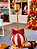 CASTIÇAL EM METAL COM LAÇO VERMELHO E BRANCO 26CM - PRÉ VENDA 2025 - Imagem 2
