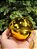 BOLA GUIZO EM METAL DOURADA 10CM COM 2 UNIDADES - Imagem 2
