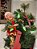 PAPAI NOEL COM ELFOS E ÁRVORE COM LUZES COM MOVIMENTOS SOM E LUZ 75CM - Imagem 3