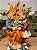 CASAL DE COELHOS COM CENOURAS 20CM - Imagem 6