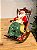 PAPAI NOEL DORMINDO NA CADEIRA DE BALANÇO EM RESINA SUPER LUXO 19CM - Imagem 9