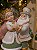 PAPAI NOEL DANÇANDO COM A MAMÃE NOEL VERDE 20,5CM - PRÉ VENDA 2026 - Imagem 4
