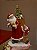PAPAI NOEL COM CRIANÇA RESINA 27CM - PRÉ VENDA 2026 - Imagem 7