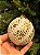 BOLA DOURADA TRABALHADA 10CM COM 3 UNIDADES - Imagem 3