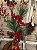 GALHO DECORATIVO BERRY VERMELHO E PINHA 48CM - PRÉ VENDA 2026 - Imagem 3