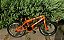 BICICLETA ARO (20) MASCULINA COR CROMOCOLOR LARANJA S/MARCHA FREIO V-BRAKE MARCA MILANO FREESTYLE - Imagem 4