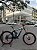 BICICLETA MTB FULL ARO (26) GIANT GLORY DOWNHILL 1X10V TAMANHO FREIO DISC HIDRÁULICO 15(P) COR PRATA/PRETA USADA - Imagem 2