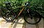BICICLETA MTB ARO (29) OGGI HACKER HDS SHIMANO TORNEY 24V FREIO DISC HIDRÁULICO QUADRO 19 (G) COR VD/LAR/PTO - Imagem 6