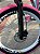 BICICLETA MTB FREERIDE ARO (26) ABSOLUTE BRUTUS 8V KIT VELOFORCE 8V FREIO DISC HIDRÁULICO COR AZUL/BRANCO/ROSA - Imagem 6