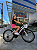 BICICLETA ARO (24) FEMININA CALOI CECI 18 VELOCIDADES FREIO V-BRAKE COM CESTA COR BRANCO/ROSA - Imagem 1