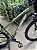 BICICLETA MTB ARO (29) OGGI HACKER HDS SHIMANO ESSA 8V FREIO DISC HIDRÁULICO QUADRO 15 (P) COR VD/BCO/LAR - Imagem 12