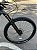BICICLETA MTB ARO (29) OGGI BW 7.5 GX/XCR 12 VELOCIDADES FREIO DISC HIDRÁULICO TAMANHO 17 (M) COR CINTA/PTO/LARANJA - Imagem 6