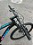 BICICLETA MTB ARO (29) KSW 21 VELOCIDADES (3X7) FREIO DISC MECÂNICO TAMANHO 21(GG) COR PRETO/ROSA/AZUL (USADA) - Imagem 7