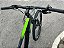 BICICLETA MTB ELETRICA ARO (29) OGGI 8.0 C/ACL 32KM SHIMANO ACERA 8V FREIO DISC HIDRÁULICO TAMANHO 15 (P) GRAFITE/VERDE - Imagem 8