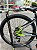 BICICLETA MTB ELETRICA ARO (29) OGGI 8.0 C/ACL 32KM SHIMANO ACERA 8V FREIO DISC HIDRÁULICO TAMANHO 15 (P) GRAFITE/VERDE - Imagem 2