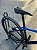 BICICLETA MTB ARO (29) CARBON AUGE 555 9 12V SHIMANO DEORE FREIO A DISC HIDRÁULICO TAMANHO 17 (M) PRETO/AZUL/ROSA - Imagem 7