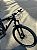 BICICLETA MTB ARO (29) CARBON AUGE 555 9 12V SHIMANO DEORE FREIO A DISC HIDRÁULICO TAMANHO 17 (M) PRETO/AZUL/ROSA - Imagem 8