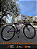 BICICLETA ARO (26) FEMININA COR VIOLETA SEM MARCHA MARCA MILANO QUADRO REBAIXADO COM CESTA - Imagem 1