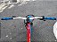 BICICLETA MTB FREERIDE ARO (26) VIKINGX TUFF-25 CAMBIO 8 VELOCIDADES FREIO DISC HIDRAULICO COR VERMELHO/AZUL/AMARELO - Imagem 8
