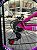 BICICLETA MTB FREERIDE ARO (26) VIKINGX TUFF X-25 CAMBIO 7 VELOCIDADES(1x7) FREIO DISCO MECÂNICO COR ROSA/ROXO - Imagem 6