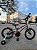 BICICLETA ARO (16) MASCULINA COR GRAFITE/AZUL/VERMELHA S/MARCHA FREIO V-BRAKE MARCA GROOVE RAGGA - Imagem 2