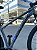 BICICLETA MTB ARO (29) OGGI HACKER HDS SHIMANO ESSA 8V FREIO DISC HIDRÁULICO TAMANHO 15 (P) COR GRAFITE/AZUL/PRETO - Imagem 2
