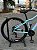 BICICLETA MTB ARO (29) COLLI EUDORA 21 VELOCIDADES (3X7) FREIO DISC HIDRÁULICO QUADRO 15 (P) AZUL BEBE/ROSA (USADA) - Imagem 4