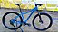 BICICLETA MTB ARO (29) OGGI FLOAT 5.0 SHIMANO ESSA 8 VELOCIDADES FREIO DISC HIDRÁULICO TAMANHO 15 (P) COR AZUL/PTO/ROSA - Imagem 1