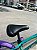 BICICLETA MTB FREERIDE ARO (26) VELOOH RIDE CAMBIO 7 VELOCIDADES (1X7) FREIO DISC MECÂNICO COR ROXO/VERDE AQUA - Imagem 7