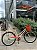 BICICLETA ARO (26) FEMININA COR BEGE/SALMON S/MARCHA FREIO V-BRAKE (A MÃO) MARCA ATTACK TROPYMAX COM CESTA - Imagem 1