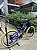 BICICLETA MTB FREERIDE ARO (26) RAVA CAMBIO 7 VELOCIDADES (1X7) FREIO DISCO MECÂNICO COR AZUL/BRANCO/AMARELO - Imagem 2