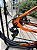BICICLETA MTB ARO (29) OXS ALUMINIO 21 VELOCIDADES FREIO DISC MECÂNICO 15 (P) LARANJA/VINHO - Imagem 3