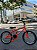 BICICLETA ARO (20) MASCULINA COR CROMOCOLOR LARANJA S/MARCHA FREIO V-BRAKE MARCA MILANO FREESTYLE - Imagem 1