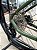BICICLETA ARO (29) OGGI BW 7.2 DEORE 12 VELOCIDADES (1X12) FREIO DISC HIDRAULICO TAMANHO 15 (P) VERDE/VERMELHO/CINZA - Imagem 3