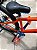 BICICLETA MTB FREERIDE ARO (26) ABSOLUTE BRUTUS KIT SINGLE (S/MARCHA) FREIO DISC HIDRÁULICO MT200 COR LARANJA/AZUL - Imagem 4