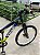 BICICLETA MTB FREERIDE ARO (26) VIKINGX TUFF X-25 CAMBIO 7VELOCIDADES (1X7) FREIO DISCO MECÂNICO COR PRETO/AZUL/NEON - Imagem 12